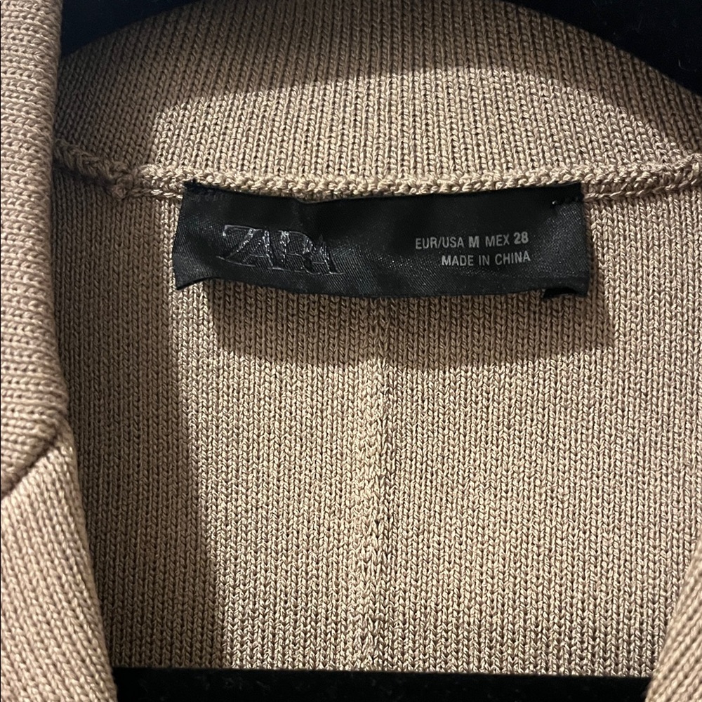 Classic Tan Women's Short Sleeve Blazer - Picture 3 of 4